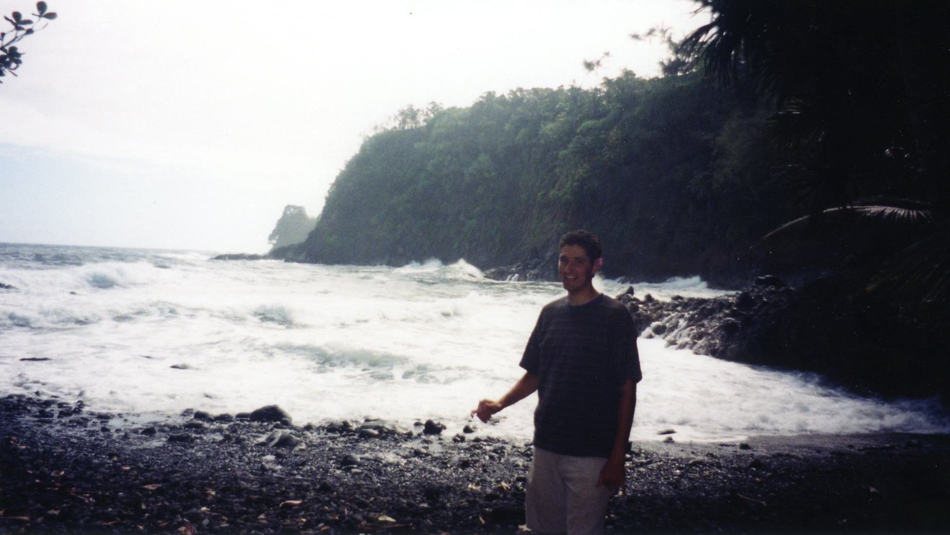 vuniwai_and_i_at_botanical_garden_in_hilo_1999.jpg